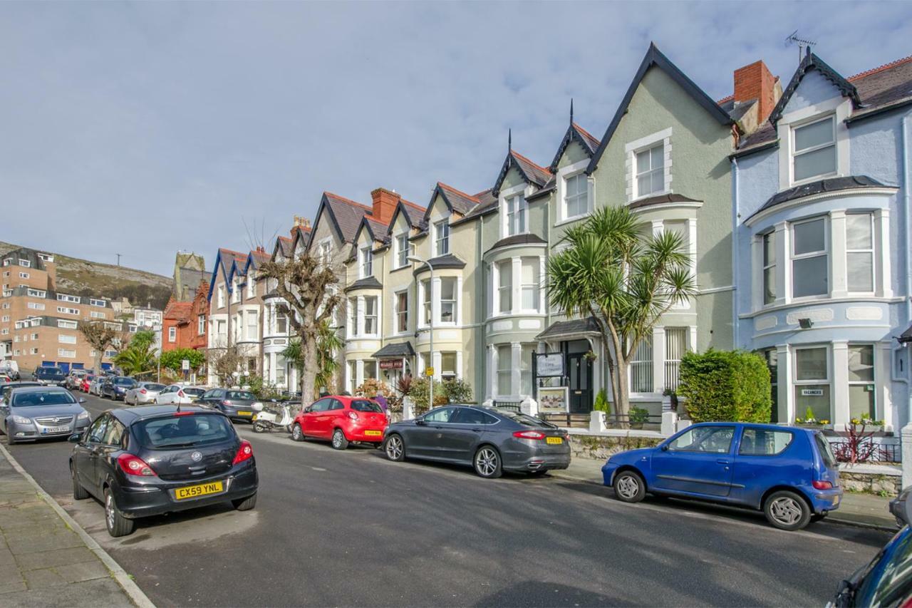 Welsh Cosy Apartments Llandudno Exterior photo